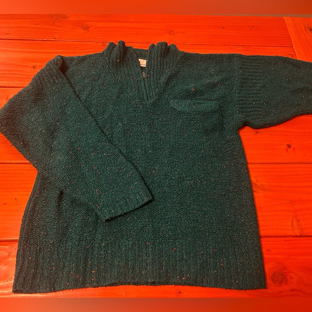 Green 80s vintage knitted sweater beautiful